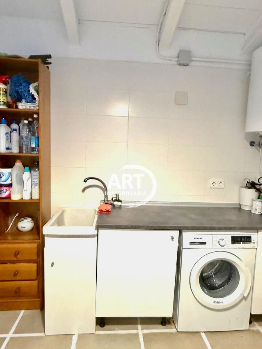 5 soverom Villa til salgs i L'Eliana med svømmebasseng garasje - € 680 000 (Ref: 9337518)