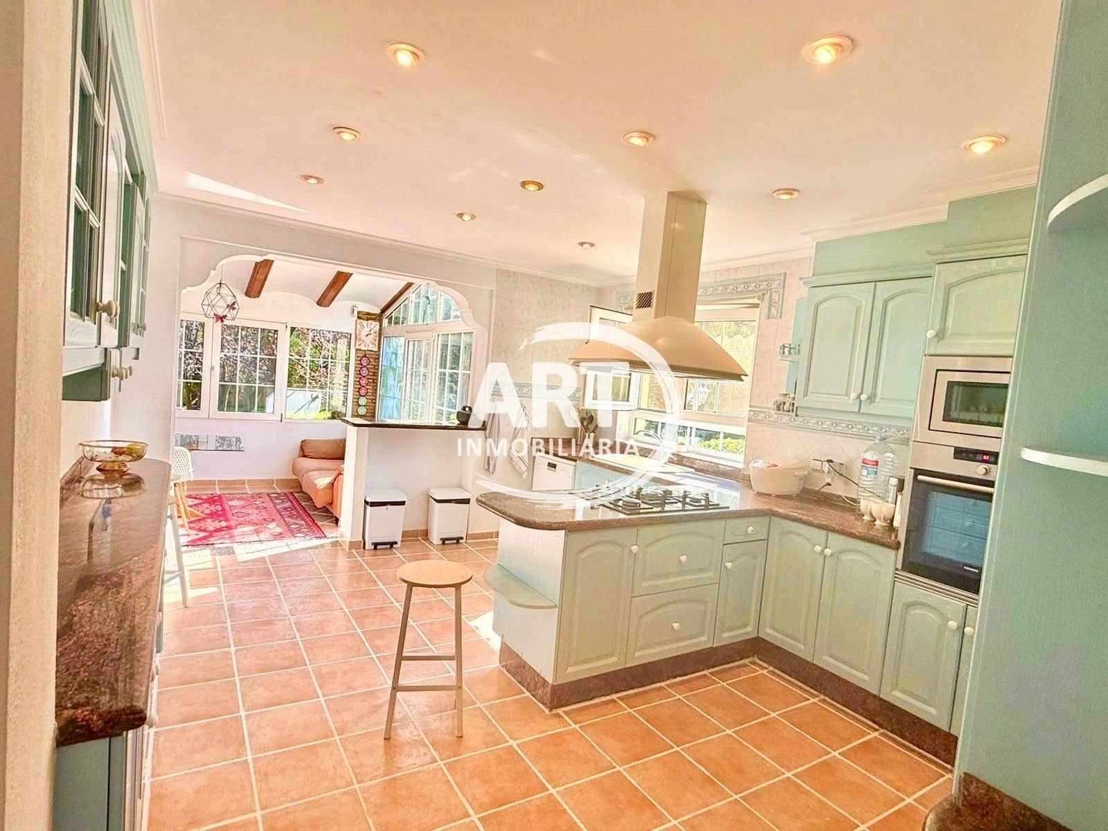 5 soverom Villa til salgs i L'Eliana med svømmebasseng garasje - € 680 000 (Ref: 9337518)