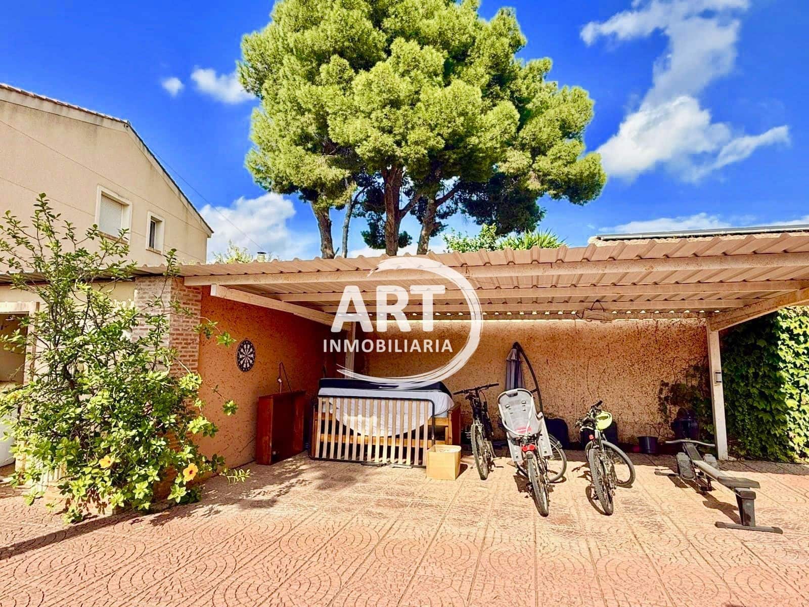 5 soverom Villa til salgs i L'Eliana med svømmebasseng garasje - € 680 000 (Ref: 9337518)