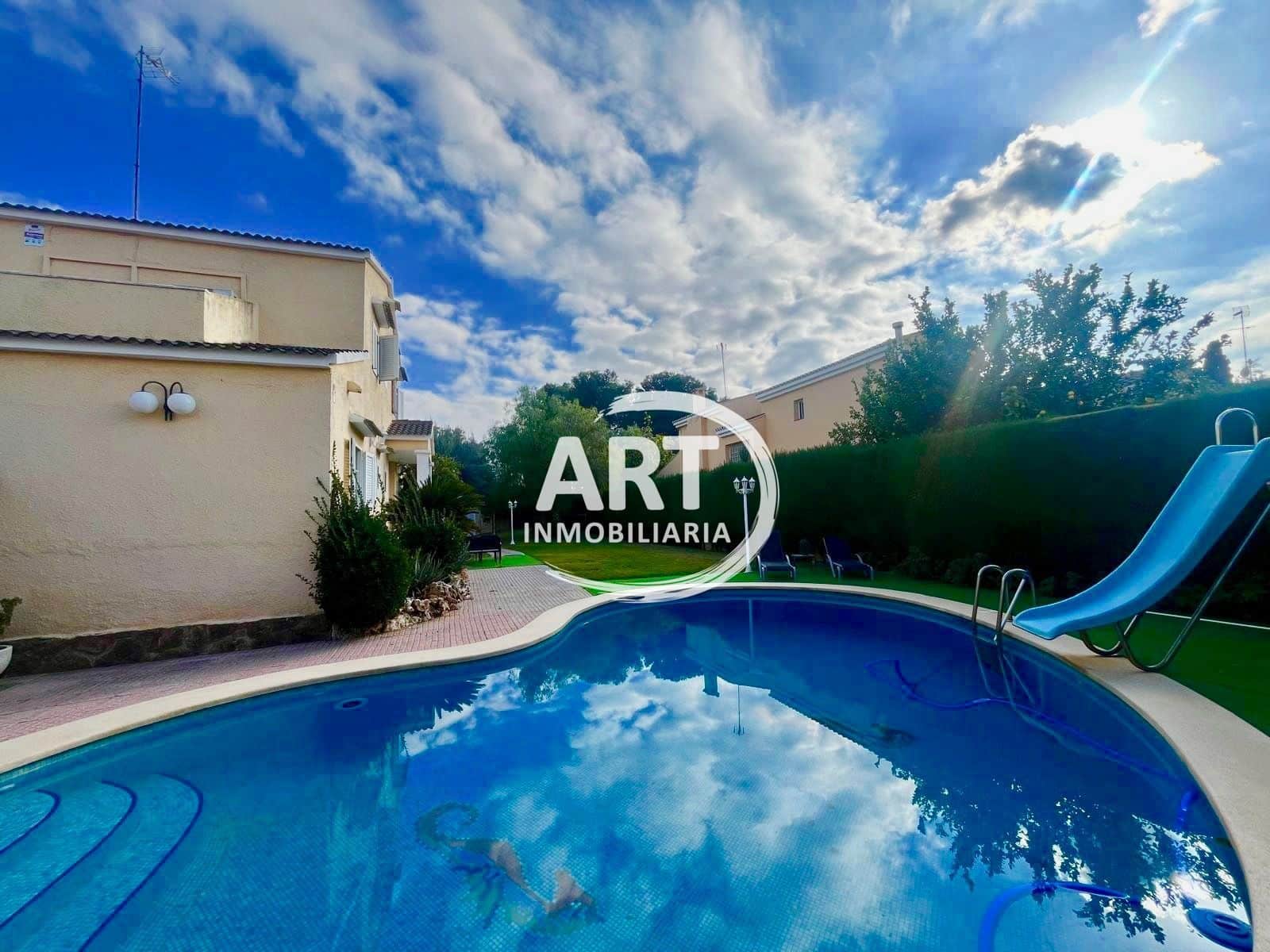 5 bedroom Villa for sale in L'Eliana with pool garage - € 680,000 (Ref: 9337518)