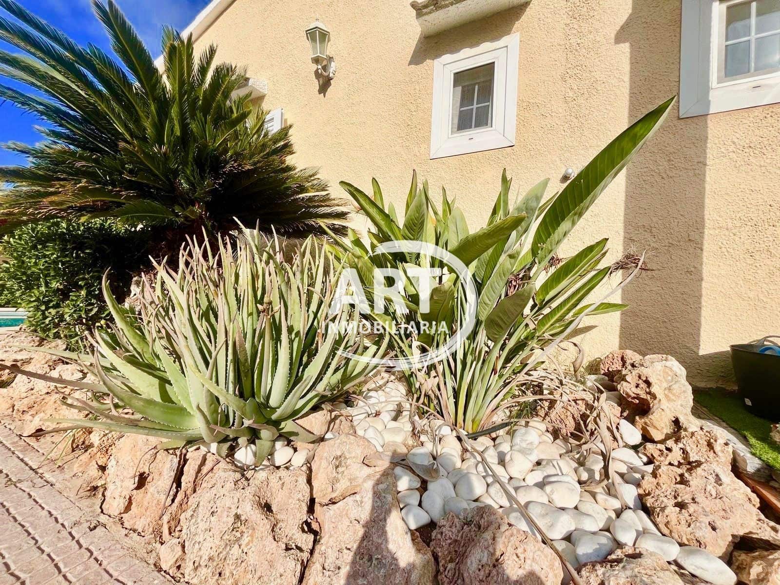 5 bedroom Villa for sale in L'Eliana with pool garage - € 680,000 (Ref: 9337518)