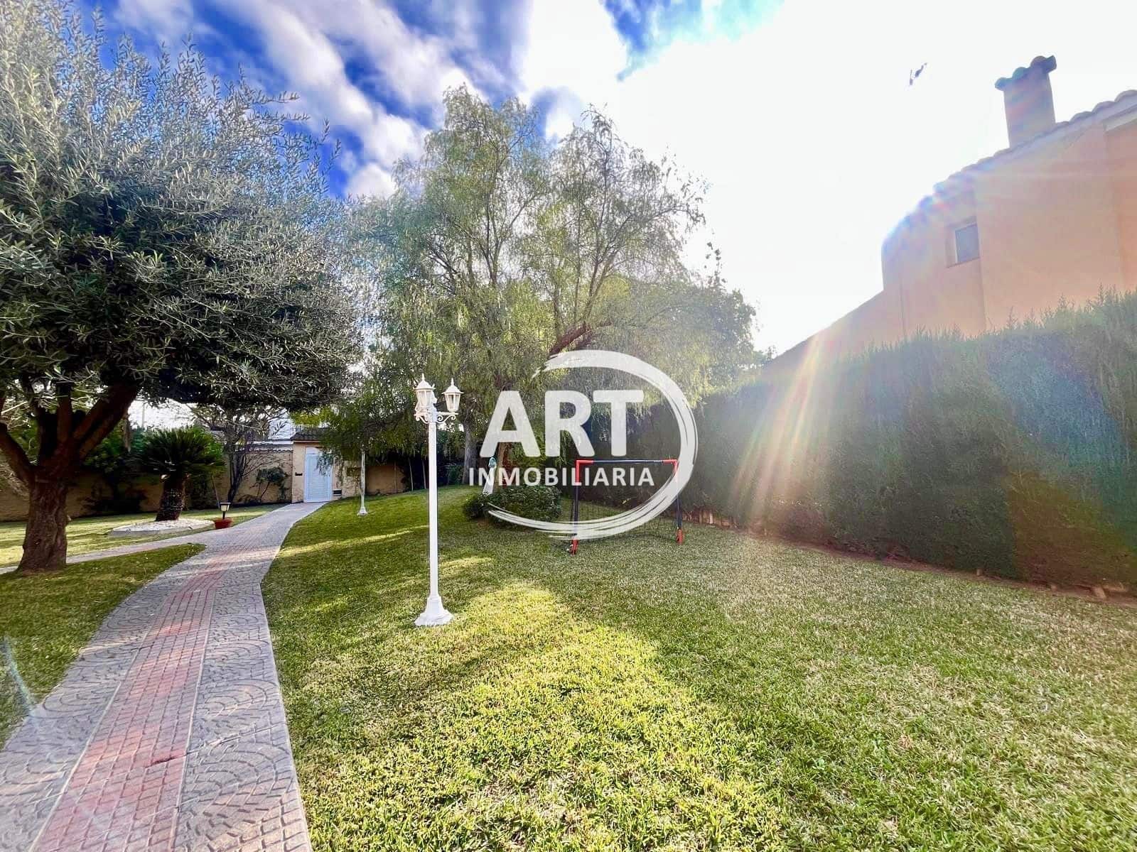 5 bedroom Villa for sale in L'Eliana with pool garage - € 680,000 (Ref: 9337518)