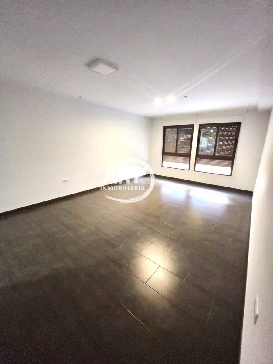 4 slaapkamer Flat te koop in L'Eliana met garage - € 399.000 (Ref: 9340675)