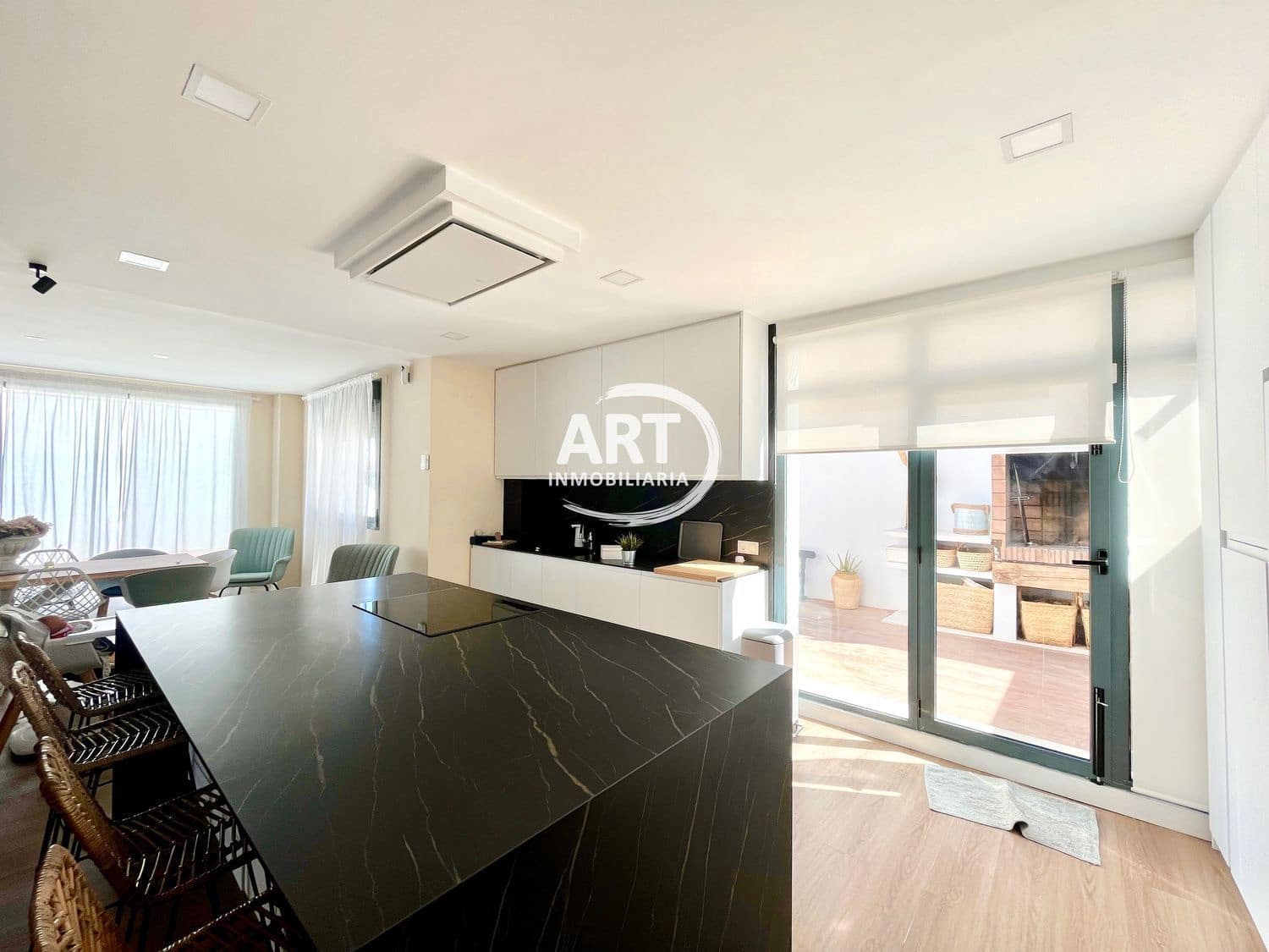 4 sovrum Semi-fristående Villa till salu i La Pobla de Vallbona med pool - 590 000 € (Ref: 9348994)