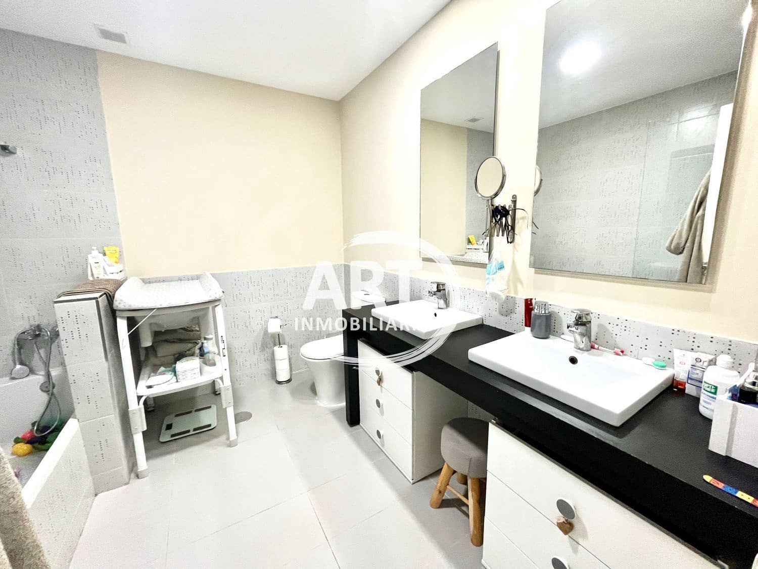 4 sovrum Semi-fristående Villa till salu i La Pobla de Vallbona med pool - 590 000 € (Ref: 9348994)