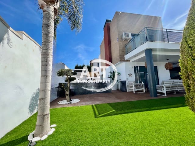 4 sovrum Semi-fristående Villa till salu i La Pobla de Vallbona med pool - 590 000 € (Ref: 9348994)