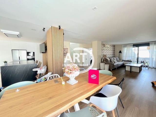 4 sovrum Semi-fristående Villa till salu i La Pobla de Vallbona med pool - 590 000 € (Ref: 9348994)