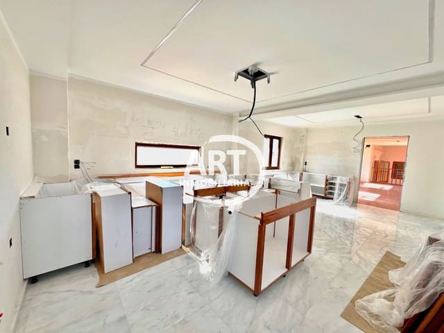 6 quarto Moradia para venda em Bétera com piscina garagem - 940 000 € (Ref: 9355510)