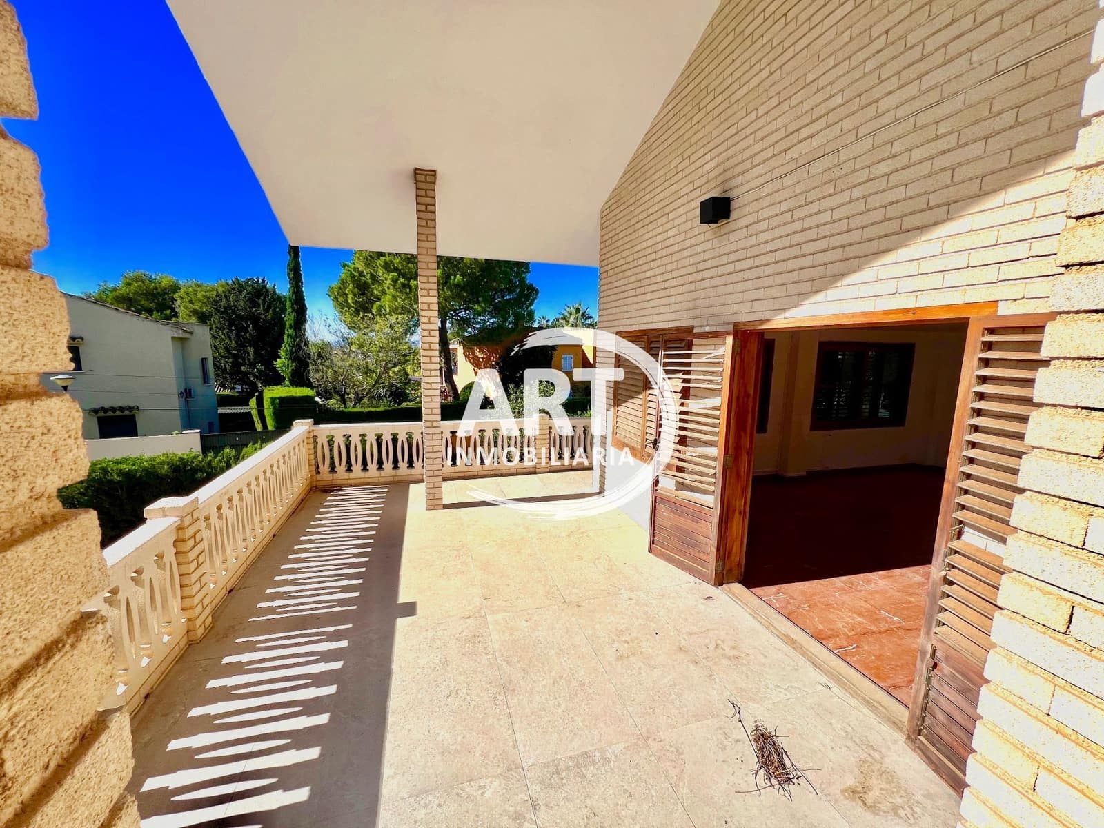 6 makuuhuone Huvila myytävänä paikassa Betera mukana uima-altaan 
autotalli - 940 000 € (Ref: 9355510)