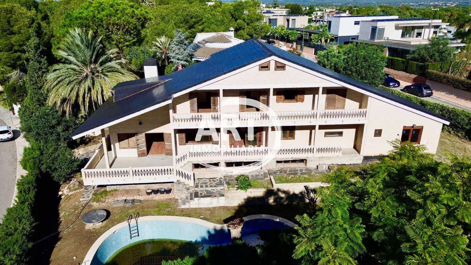 6 makuuhuone Huvila myytävänä paikassa Betera mukana uima-altaan 
autotalli - 940 000 € (Ref: 9355510)