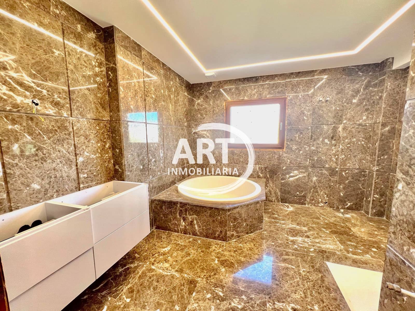 6 makuuhuone Huvila myytävänä paikassa Betera mukana uima-altaan 
autotalli - 940 000 € (Ref: 9355510)