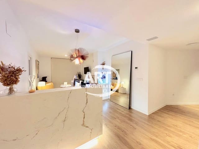 3 bedroom Flat for rent in Llíria - € 1,700 (Ref: 9358859)