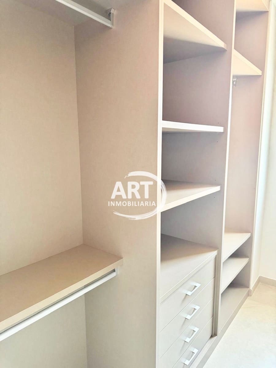 3 bedroom Villa for sale in San Antonio de Benageber with pool garage - € 520,000 (Ref: 9366949)