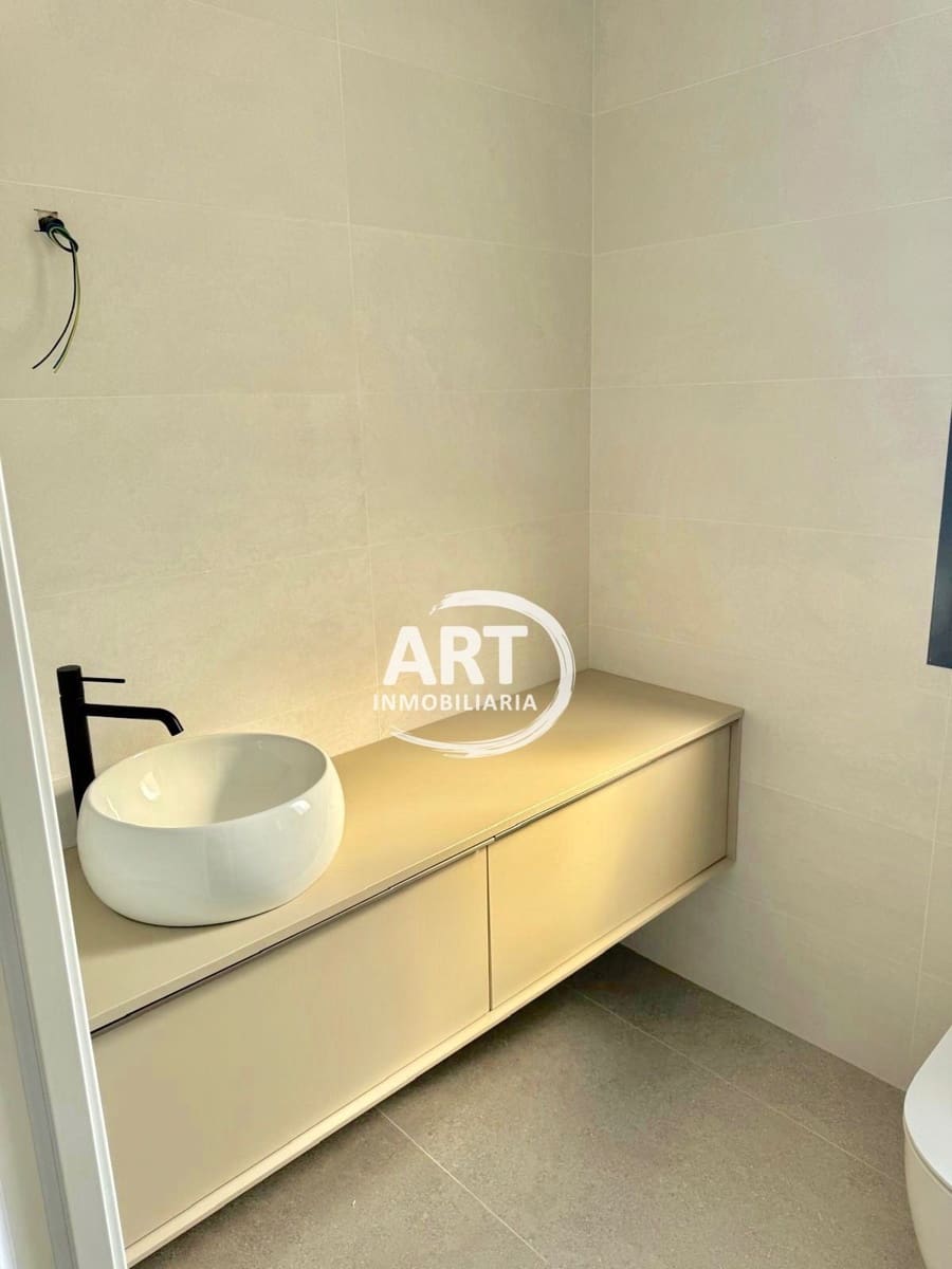 3 bedroom Villa for sale in San Antonio de Benageber with pool garage - € 520,000 (Ref: 9366949)