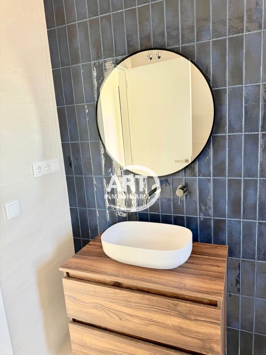 3 bedroom Villa for sale in San Antonio de Benageber with pool garage - € 520,000 (Ref: 9366949)