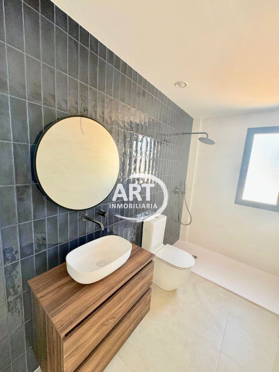 3 bedroom Villa for sale in San Antonio de Benageber with pool garage - € 520,000 (Ref: 9366949)