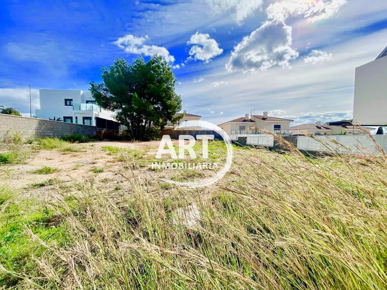 3 bedroom Villa for sale in San Antonio de Benageber with pool garage - € 520,000 (Ref: 9366949)