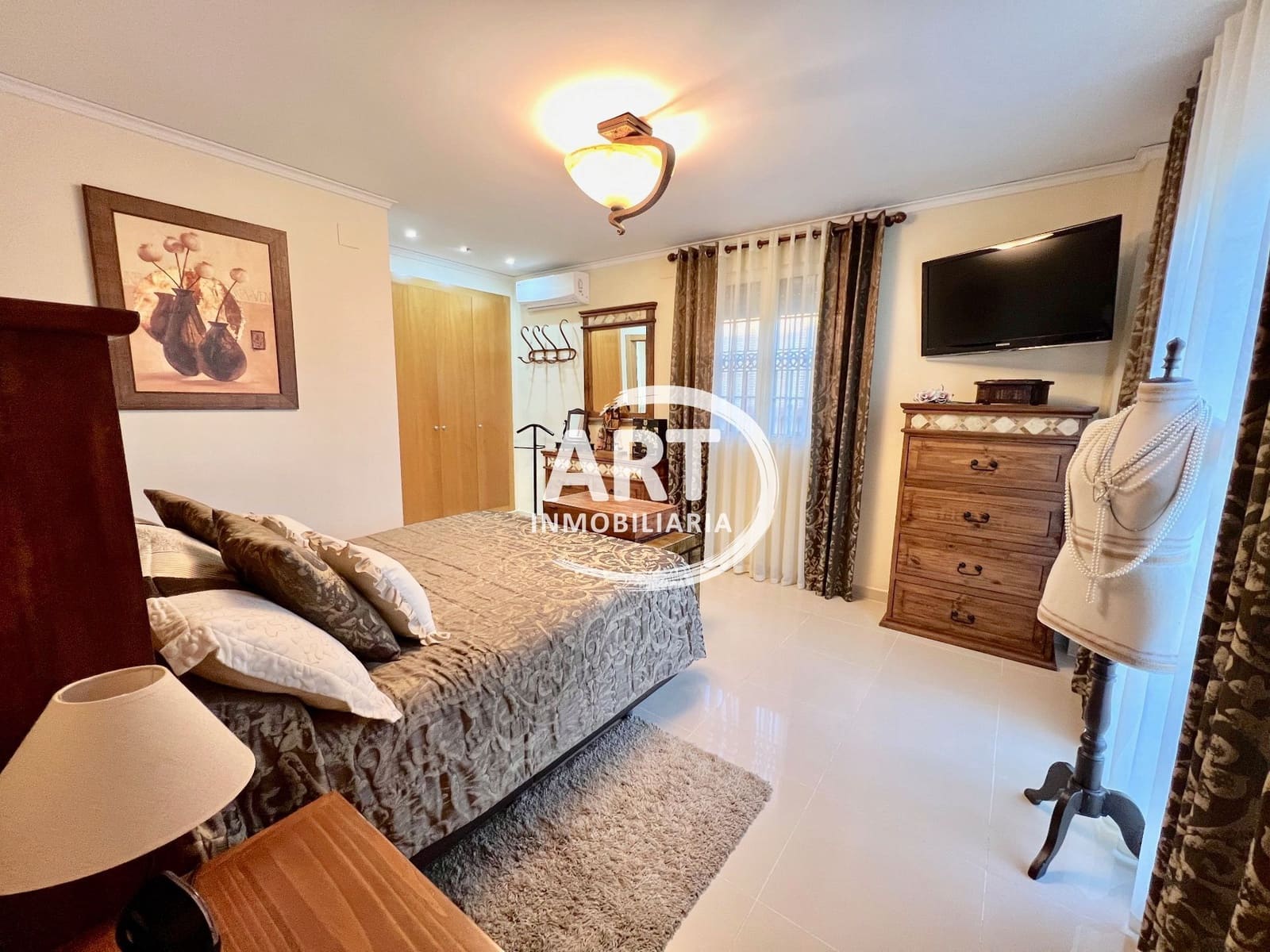 4 soveværelse Villa til salg i Picassent med swimmingpool garage - € 450.000 (Ref: 9374954)