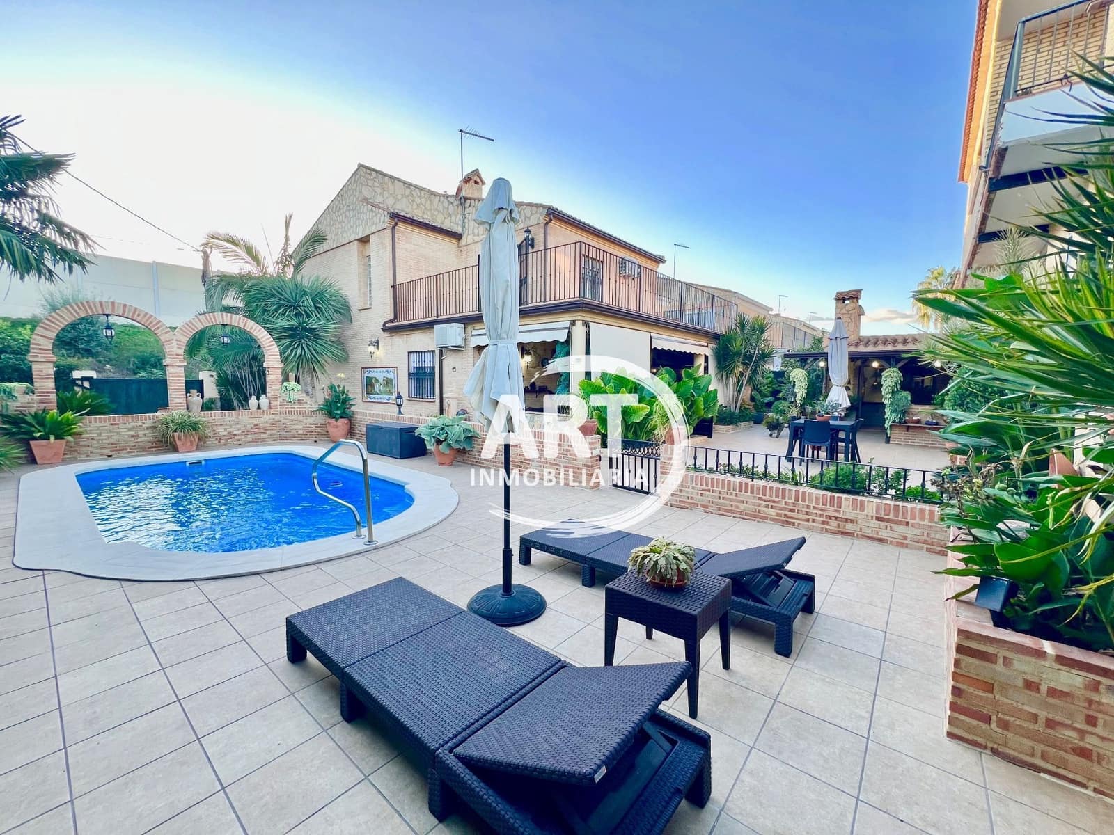 4 soveværelse Villa til salg i Picassent med swimmingpool garage - € 450.000 (Ref: 9374954)