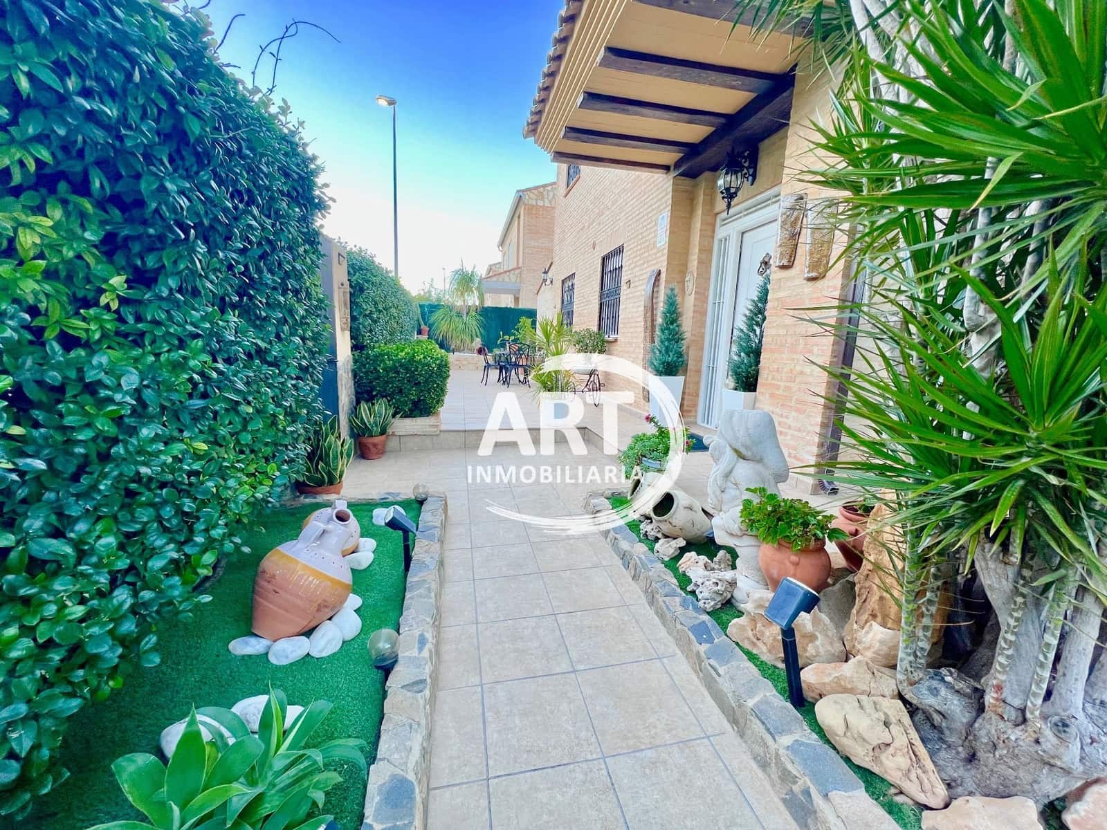 4 soveværelse Villa til salg i Picassent med swimmingpool garage - € 450.000 (Ref: 9374954)