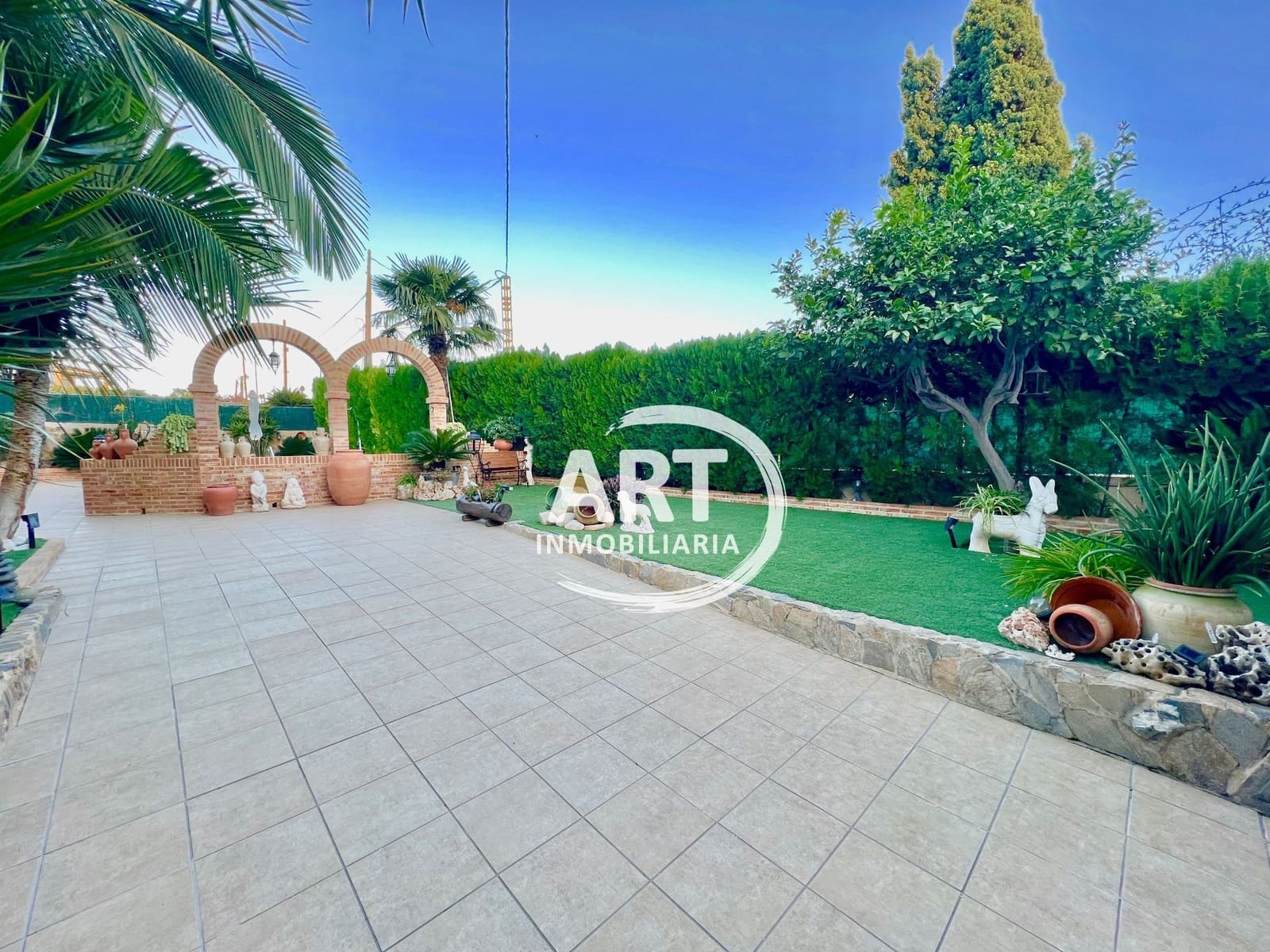 4 soveværelse Villa til salg i Picassent med swimmingpool garage - € 450.000 (Ref: 9374954)