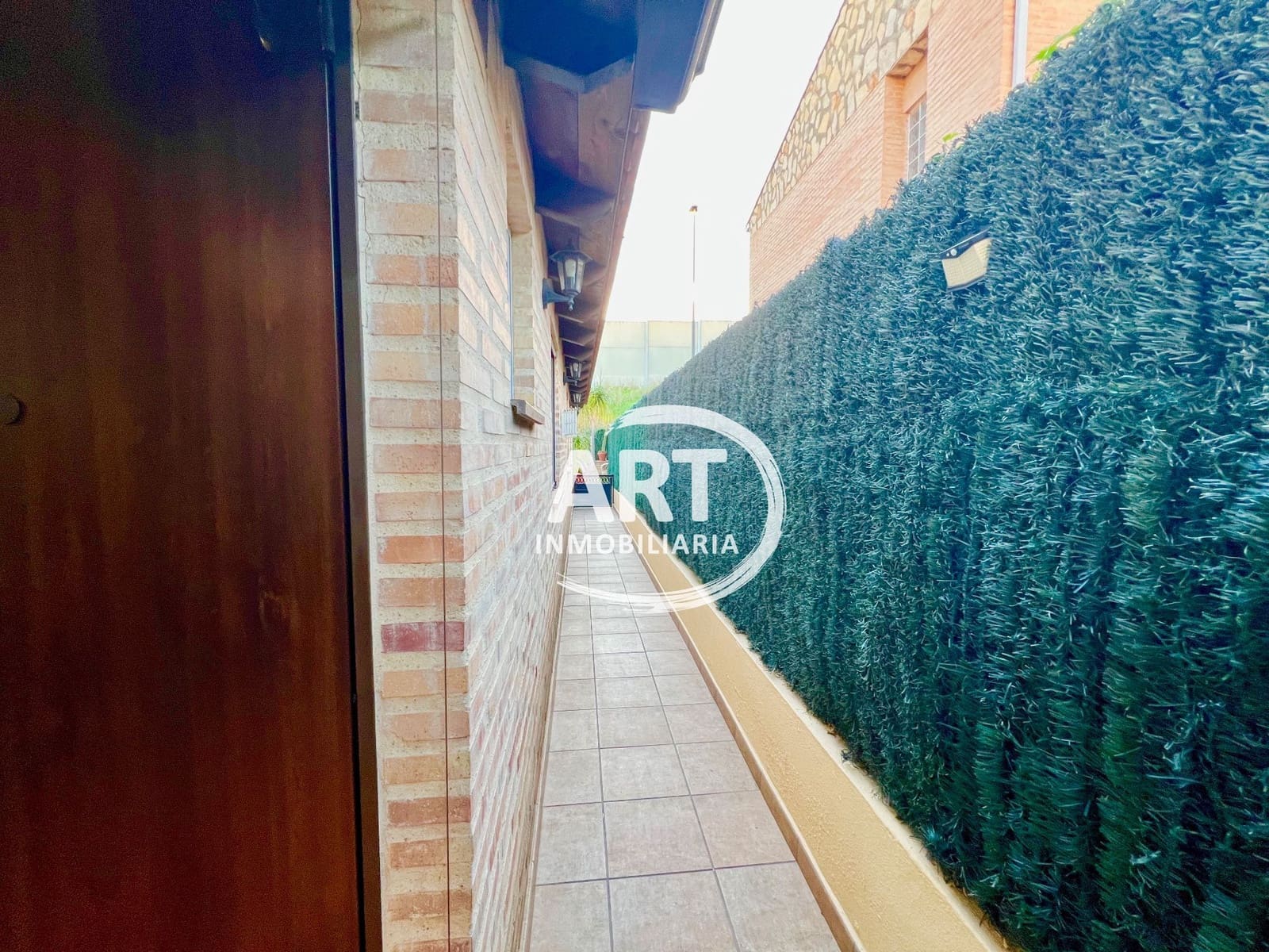 4 soveværelse Villa til salg i Picassent med swimmingpool garage - € 450.000 (Ref: 9374954)