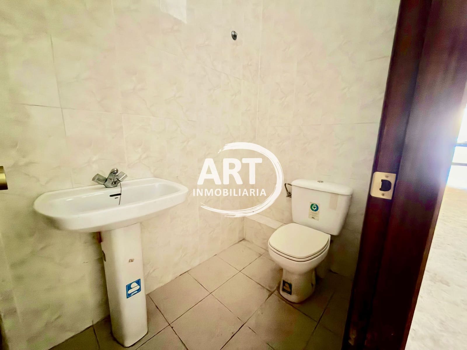 Comercial para venda em Paterna - 70 000 € (Ref: 9385107)