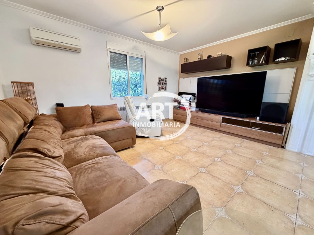 5 bedroom Villa for sale in Lliria with pool garage - € 425,000 (Ref: 9387386)