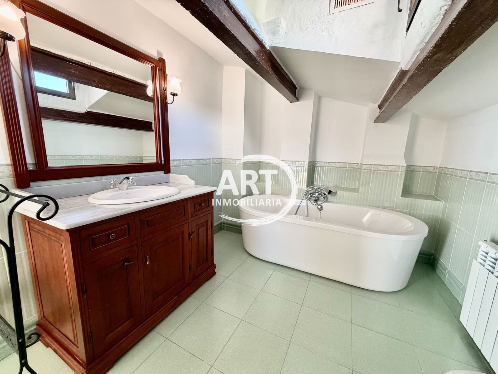 5 bedroom Villa for sale in Lliria with pool garage - € 425,000 (Ref: 9387386)