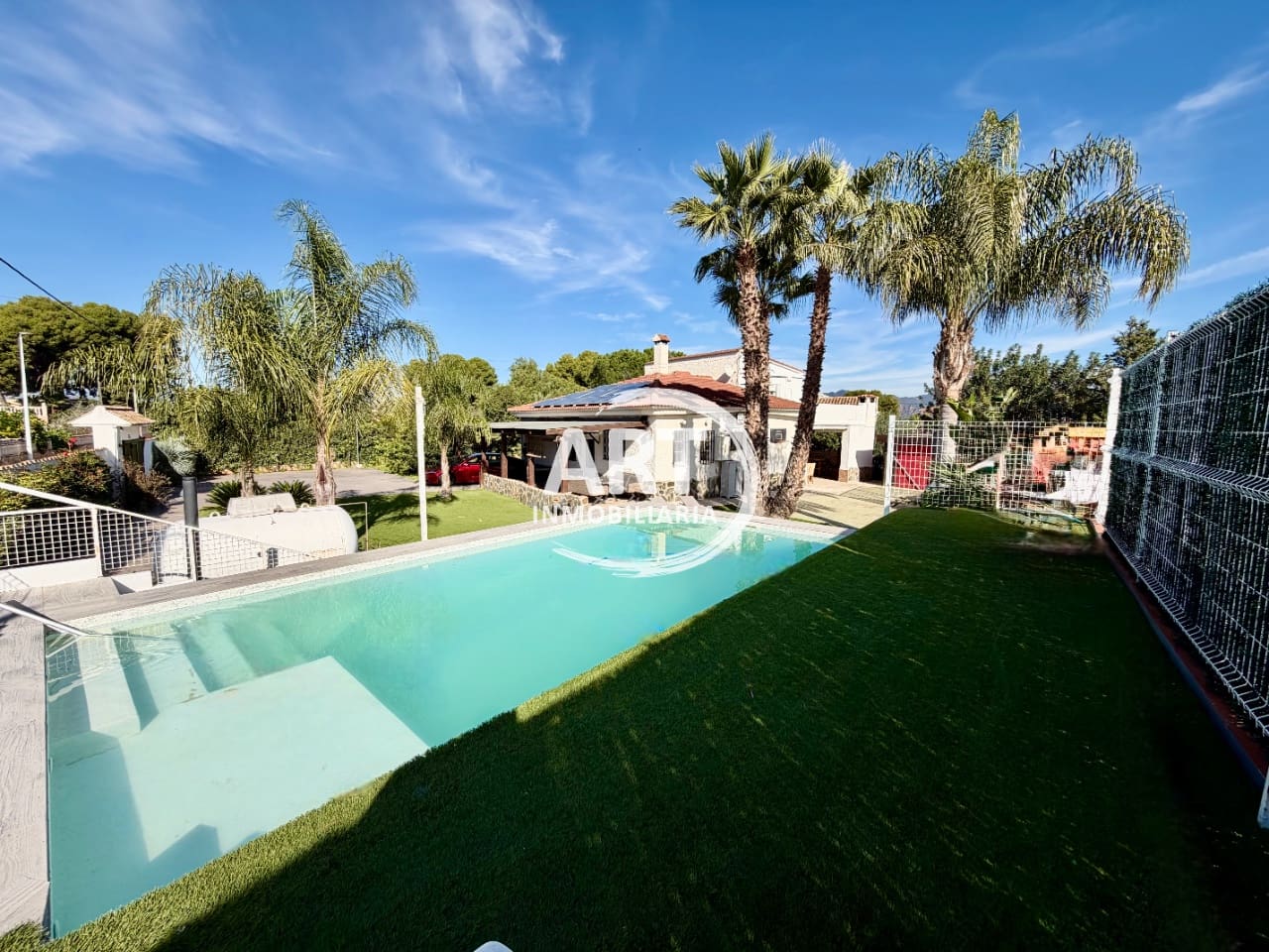 5 bedroom Villa for sale in Lliria with pool garage - € 425,000 (Ref: 9387386)