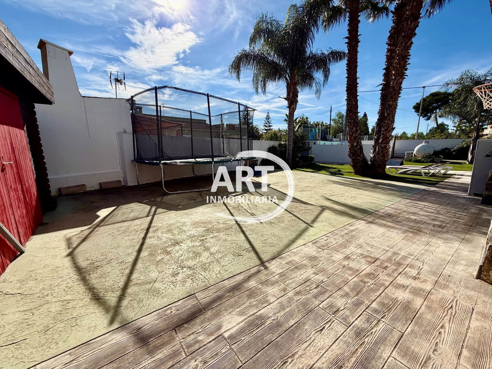 5 bedroom Villa for sale in Lliria with pool garage - € 425,000 (Ref: 9387386)