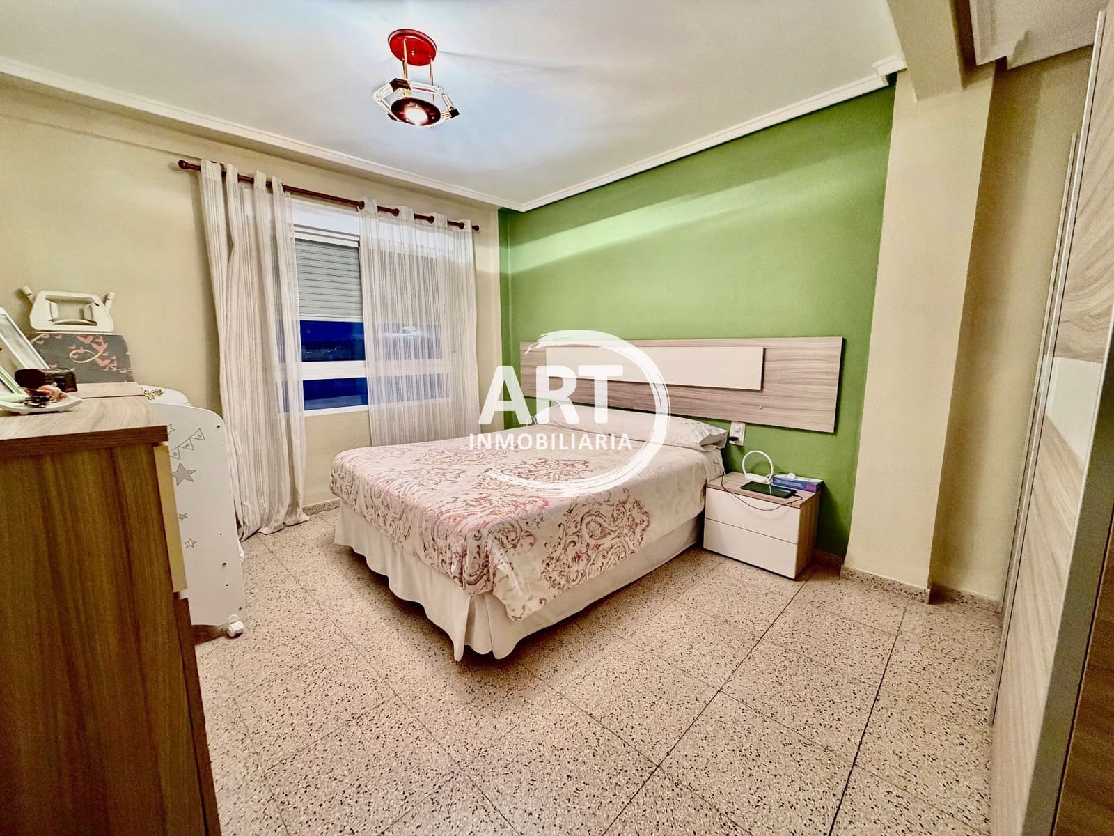 Piso de 4 habitaciones en Bétera en venta - 149.999 € (Ref: 9400371)