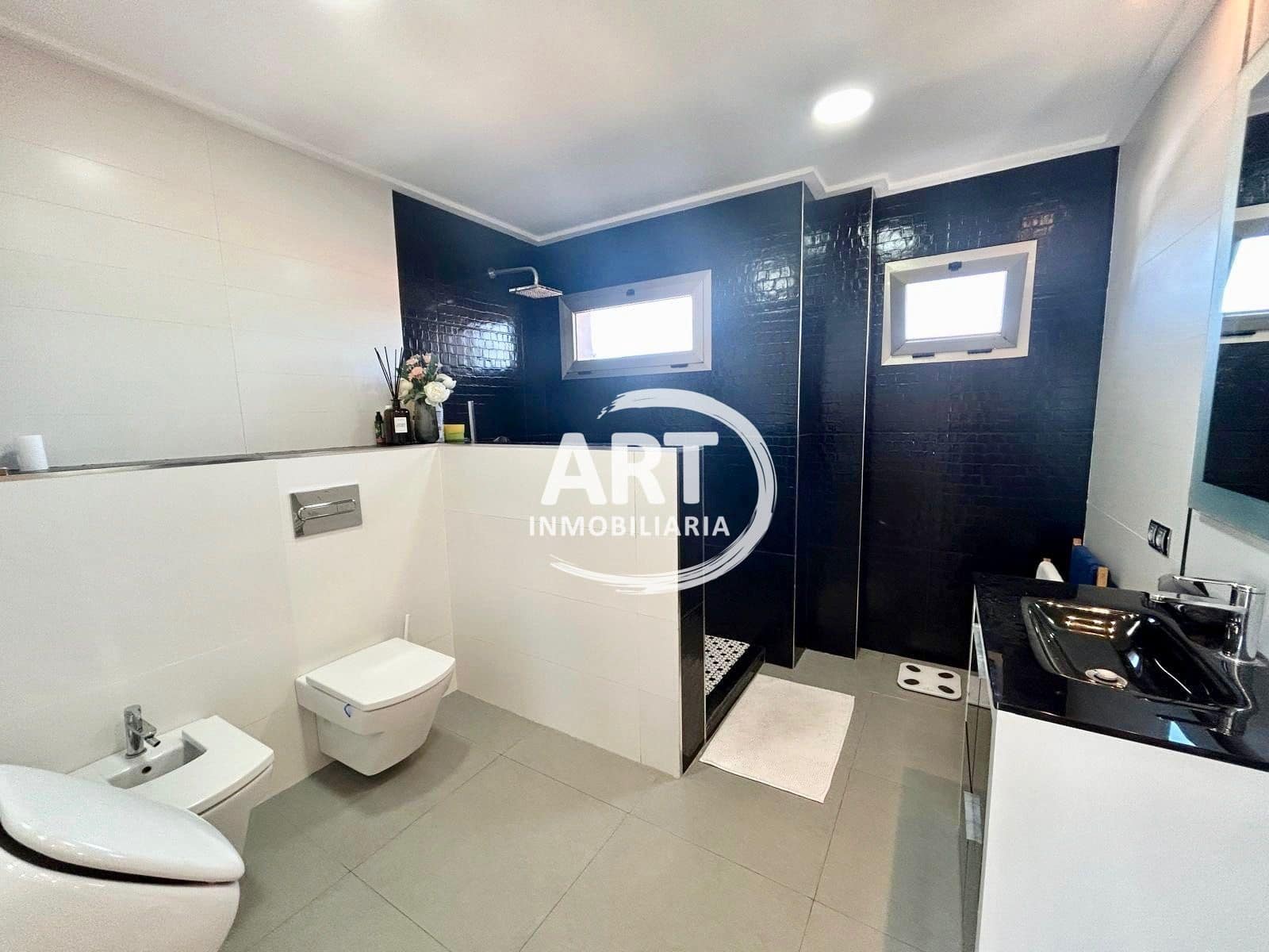 6 bedroom Villa for sale in Lliria with pool - € 600,000 (Ref: 9410580)