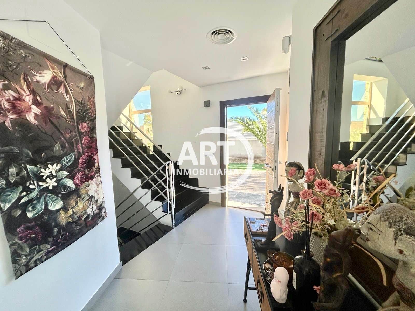 6 bedroom Villa for sale in Lliria with pool - € 600,000 (Ref: 9410580)