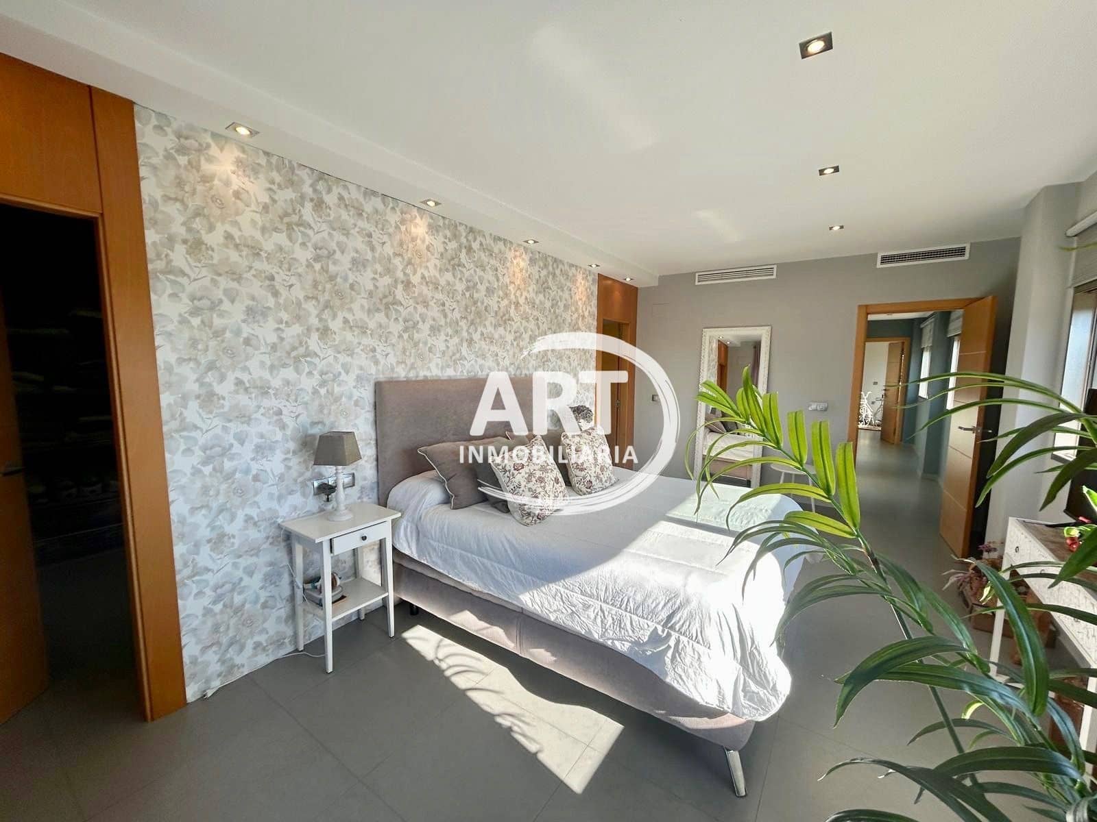 6 bedroom Villa for sale in Lliria with pool - € 600,000 (Ref: 9410580)