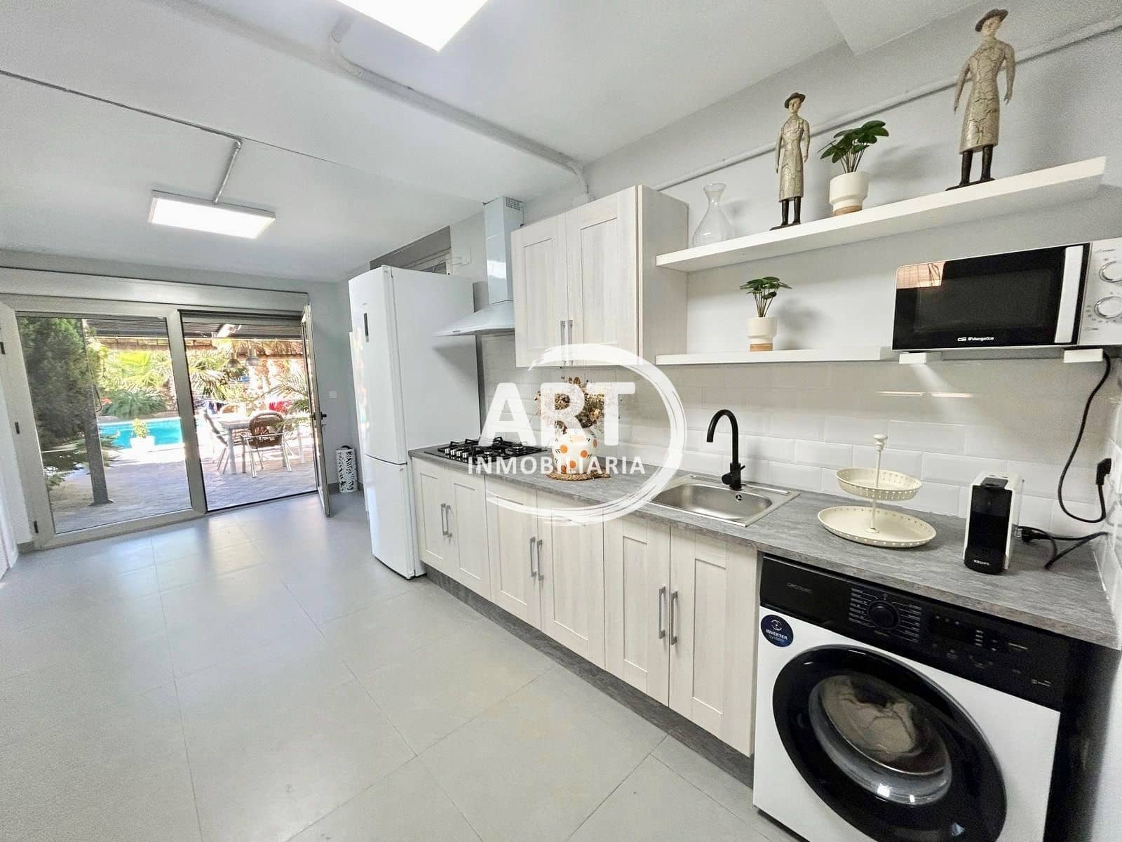 6 bedroom Villa for sale in Lliria with pool - € 600,000 (Ref: 9410580)