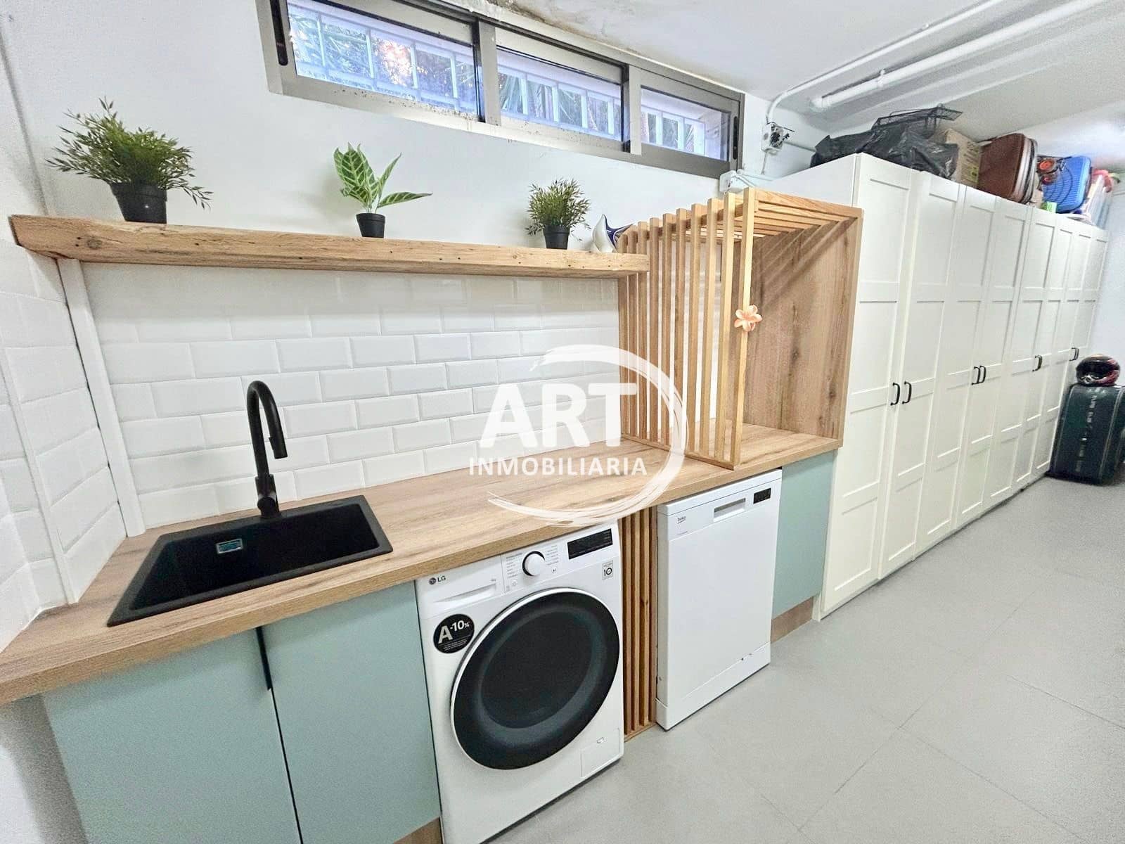 6 bedroom Villa for sale in Lliria with pool - € 600,000 (Ref: 9410580)