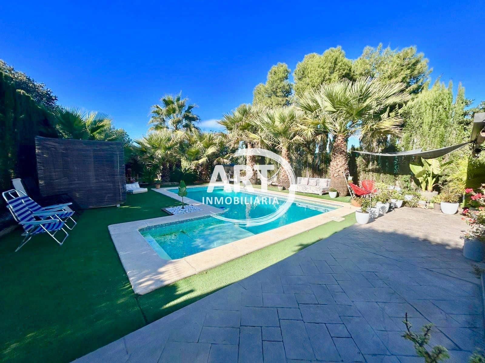 6 bedroom Villa for sale in Lliria with pool - € 600,000 (Ref: 9410580)