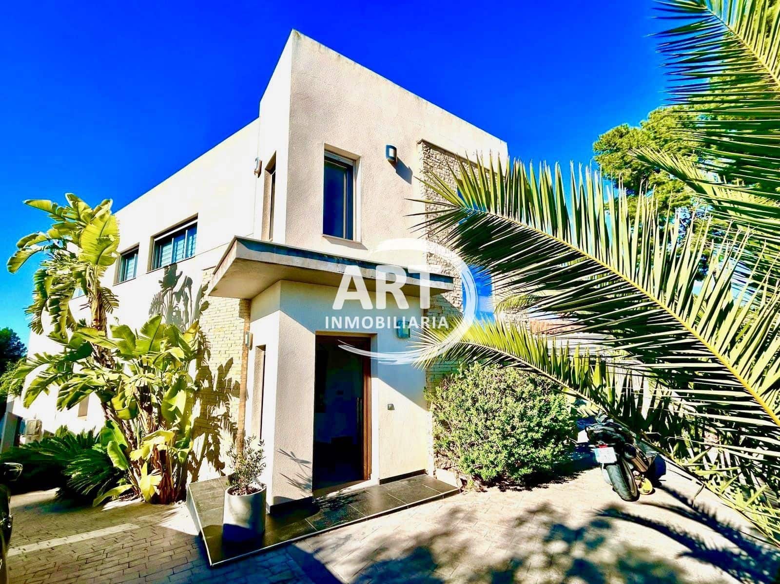 6 bedroom Villa for sale in Lliria with pool - € 600,000 (Ref: 9410580)