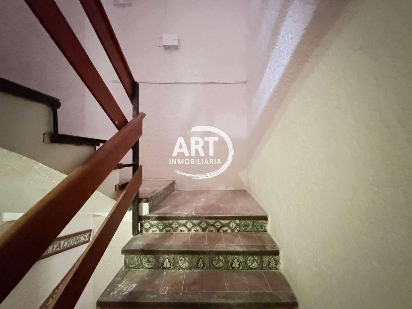 9 bedroom Hotel for sale in Alcala de la Selva with garage - € 650,000 (Ref: 9418979)