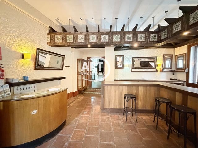 9 bedroom Hotel for sale in Alcalá de la Selva with garage - € 650,000 (Ref: 9418979)