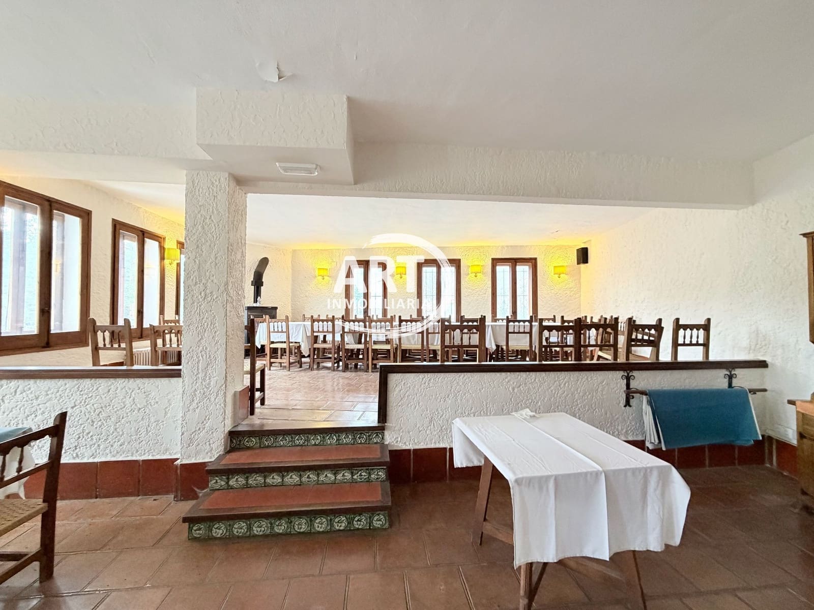 9 bedroom Hotel for sale in Alcala de la Selva with garage - € 650,000 (Ref: 9418979)