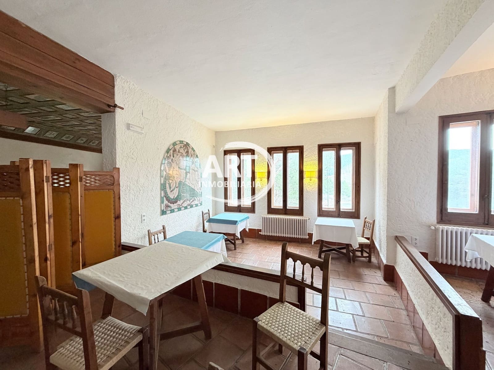 9 bedroom Hotel for sale in Alcala de la Selva with garage - € 650,000 (Ref: 9418979)