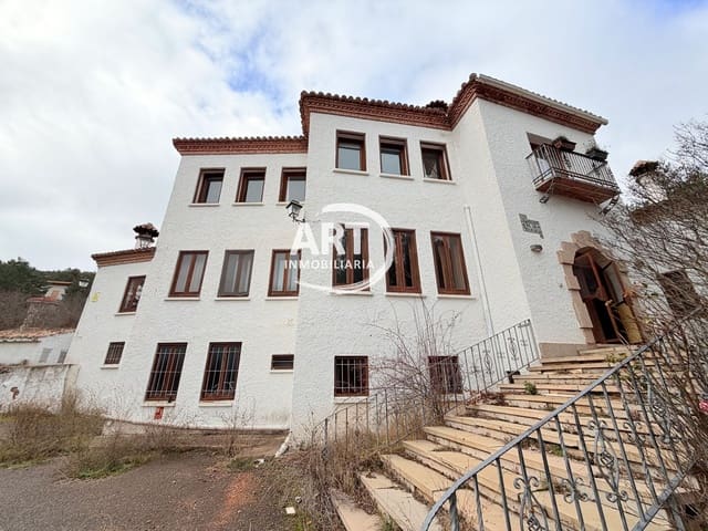 9 bedroom Hotel for sale in Alcalá de la Selva with garage - € 650,000 (Ref: 9418979)