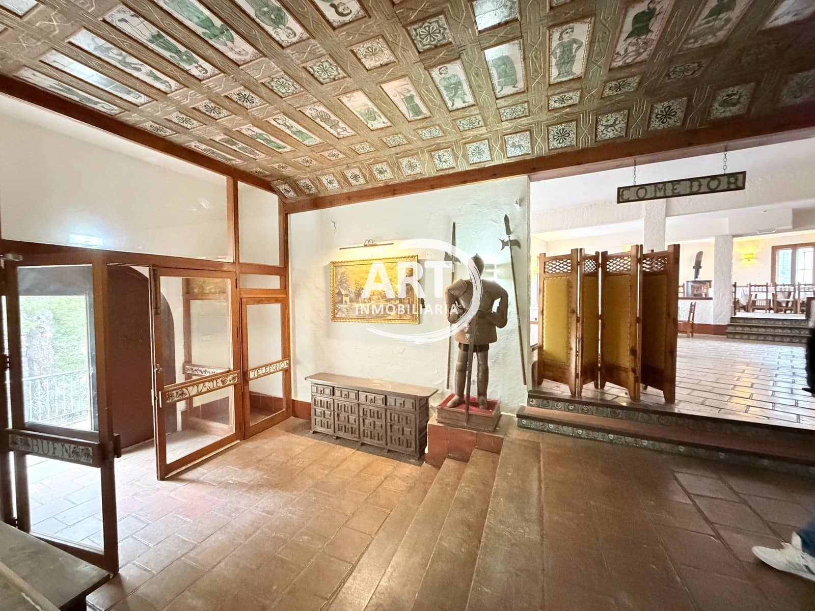 9 bedroom Hotel for sale in Alcala de la Selva with garage - € 650,000 (Ref: 9418979)