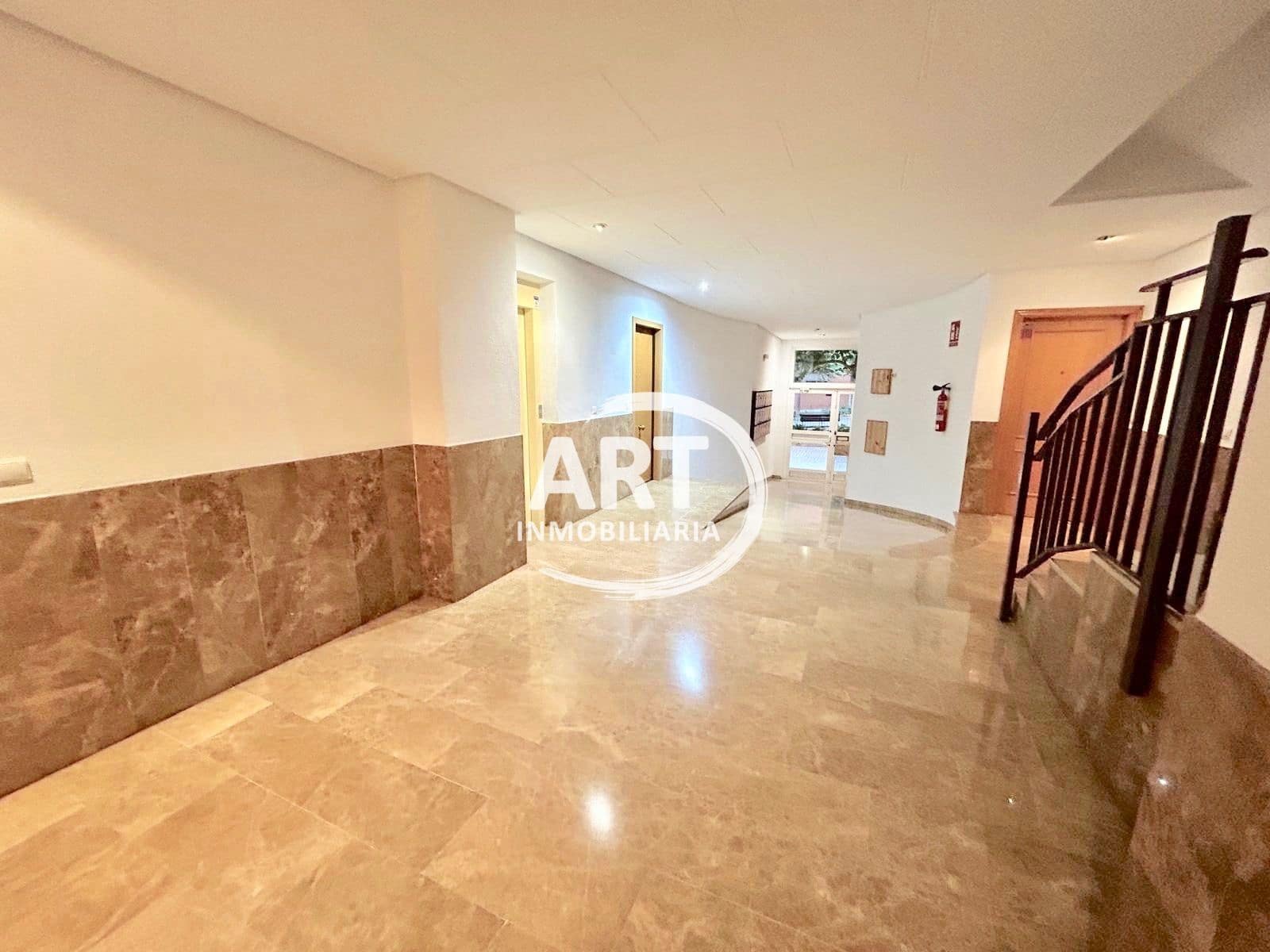 3 bedroom Flat for sale in Valencia city with garage - € 260,000 (Ref: 9421863)