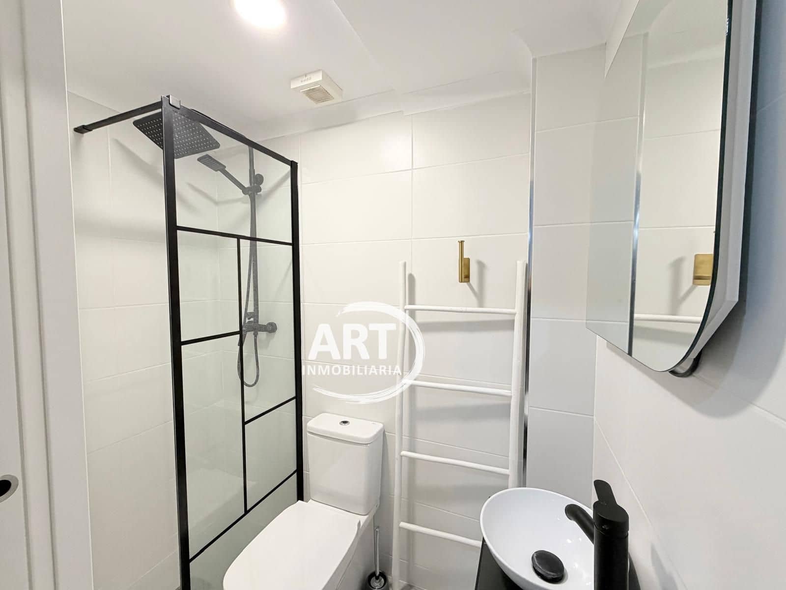 3 sypialnia Mieszkanie do wynajęcia w Miasto Walencja - 1 600 € (Ref: 9430792)