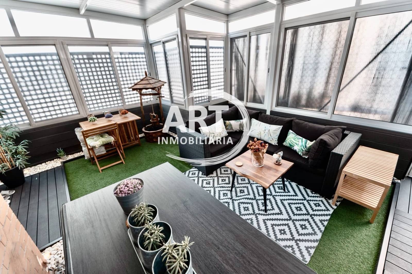 4 sypialnia Willa na sprzedaż w La Pobla de Vallbona z basenem garażem - 399 500 € (Ref: 9451510)