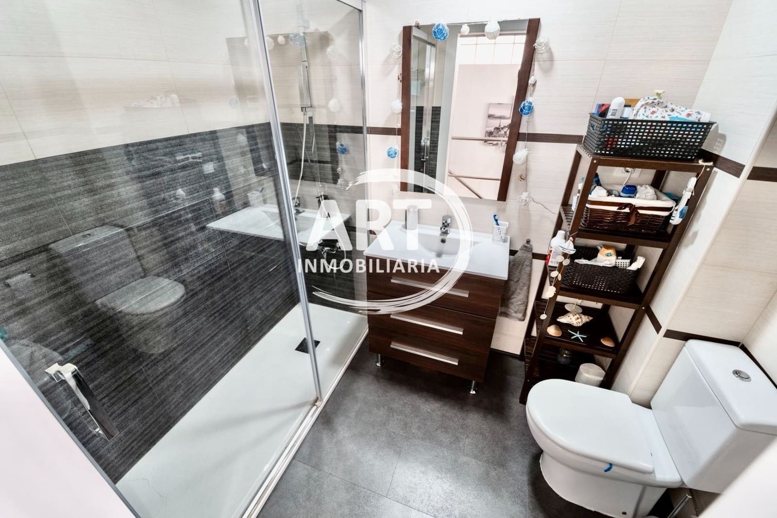 4 sypialnia Willa na sprzedaż w La Pobla de Vallbona z basenem garażem - 399 500 € (Ref: 9451510)