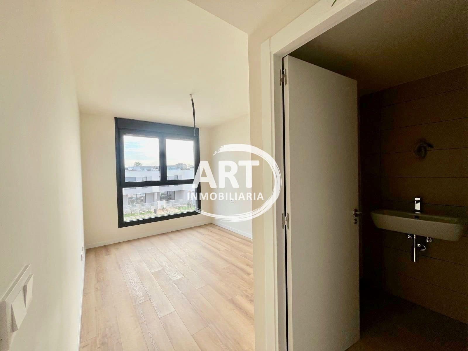 4 camera da letto Villetta Bifamiliare da affittare in San Antonio de Benageber con piscina garage - 2.650 € (Rif: 9451511)